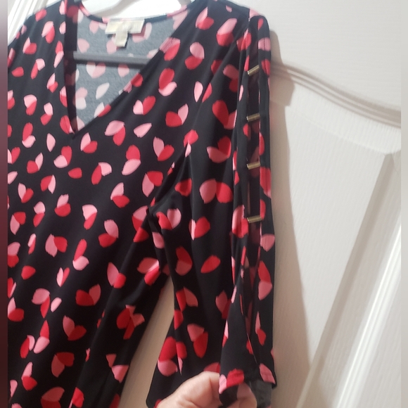 Women's Black and Pink Leaf Print Top - Picture 4 of 4